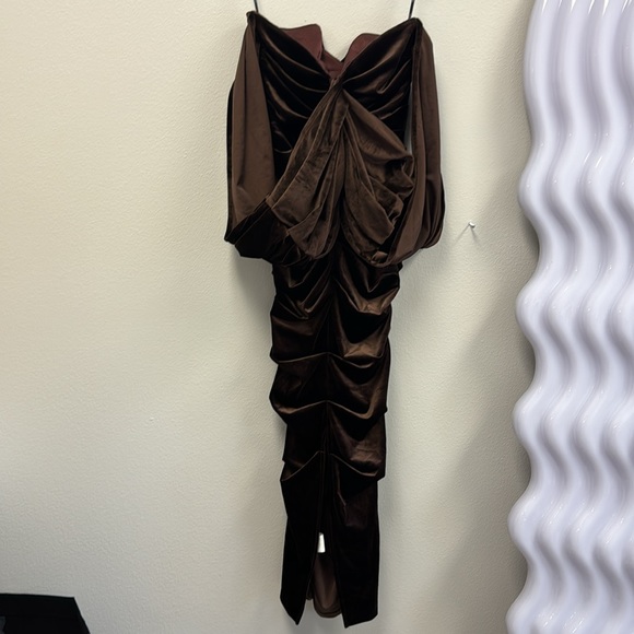 Layne velvet ruched dress - Picture 11 of 12